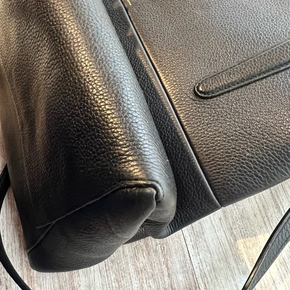 Large Pebbled Leather Coach Borough Bag (Rare) - Picture 6 of 16